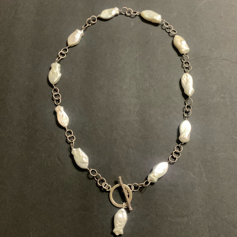 Beautiful Fish Shaped Keshi Baroque Pearl necklace w/ toggle closure